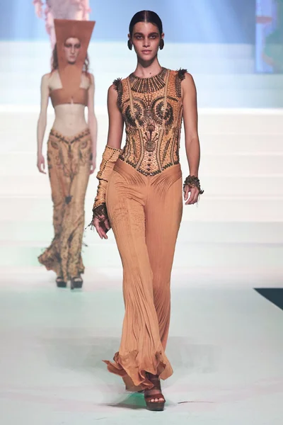 Look 148